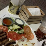Artesian Grill Comida