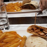 Artesian Grill Comida