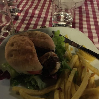 Bisteak food
