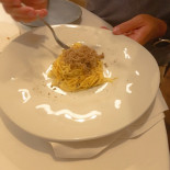 Mugolone Comida