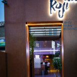 Roji Exterior