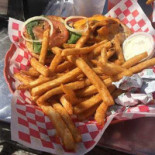 Skay Pizzeria food