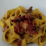 Skay Pizzeria food