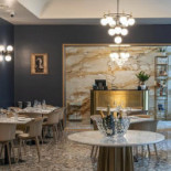 Soms À l'intérieur