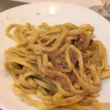 Pizzeria Dentramelia food