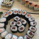 Amy Sushi Crevoladossola Comida