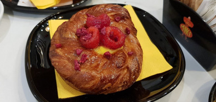 Clea Pasticceria Culinaria food
