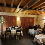 Osteria Fanar inside
