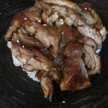 Tama Sushi food