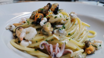 Fish Market Bistro food