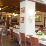 Osteria Della Pista Dal 1875 inside