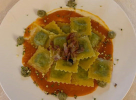 Il Vico Della Torretta food