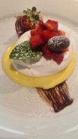 Champagneria Quartino Divino food