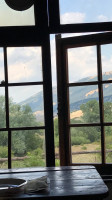 Rifugio La Serra Ovindoli inside