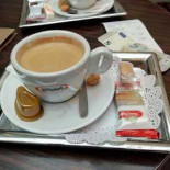 Estro Nourriture
