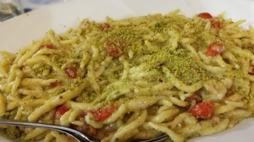 L' Approdo food