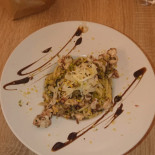 Alevante food