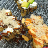 Sushi Liu Comida