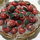 Etna Rouge Nourriture