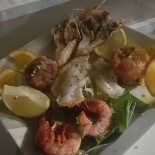 Manila Beach Comida