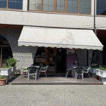Zum Lustigen Krokodil outside