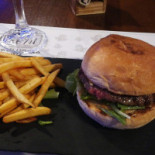 Mawi Pub Nourriture