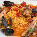 Re Degli Amici Comida