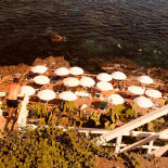 Il Faro outside