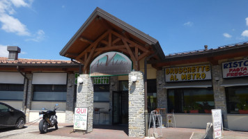 Al Valico Bruschetteria outside
