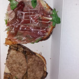 Mareluna food