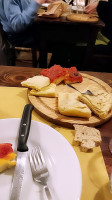 Agriturismo La Fontana Dell'olmo food