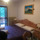 Rifugio Remauro inside