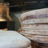 Pizzeria Da Tore À l'intérieur