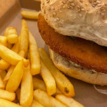Io Eat&greet Nourriture