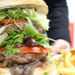 Io Eat&greet Nourriture