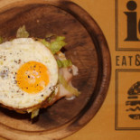 Io Eat&greet Nourriture