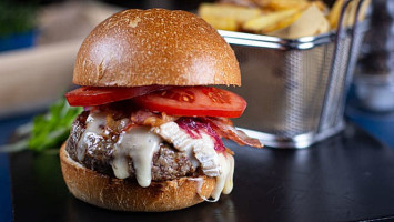 Le Carre Francais food