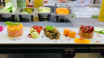 Quello Che C'e C'e Ristorantemediterraneo food