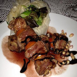 The Library Romantic Comida