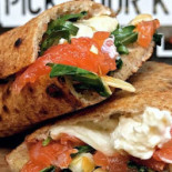 Farina Kitchen Comida
