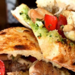 Farina Kitchen Comida