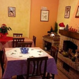 La Cucina Delle Mamme inside
