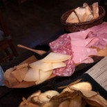 Wine Not? Comida
