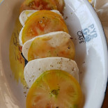 Pyrgo Cafe' Nourriture