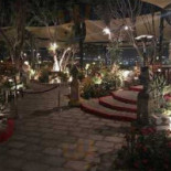 اندريا مريوطية سهرة عشاء outside