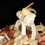 Il Bizzarro Beach Club food