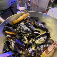 La Cozzeria By Renato Serafini I Pionieri Dei Crudi Di Mare food