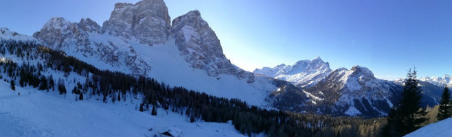 Rifugio Citta Di Fiume outside