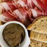 Vino E Cucina food