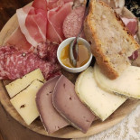Vino E Cucina food